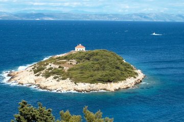 Ostrov Host, foto 3